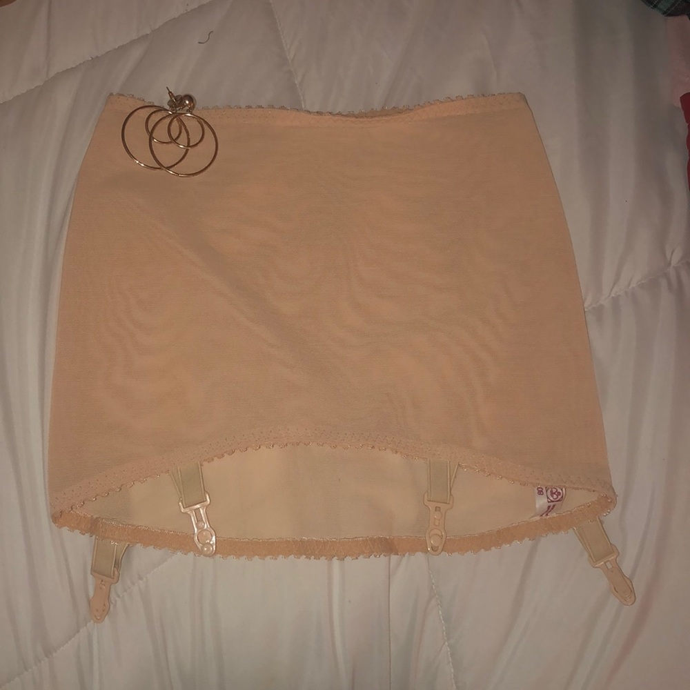 Vintage Garter Belt w/ suspenders